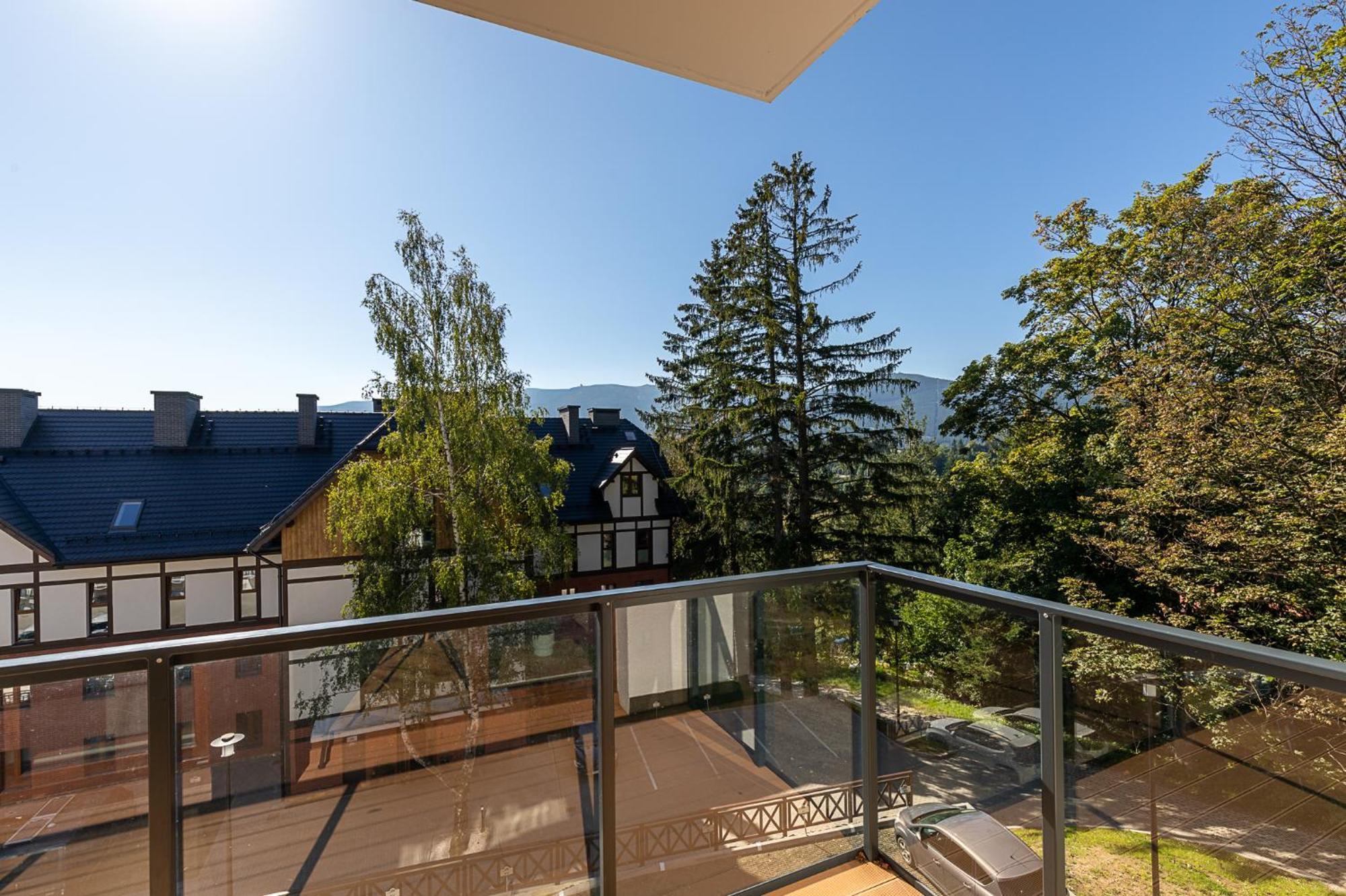 Rentplanet - Park Apartment *